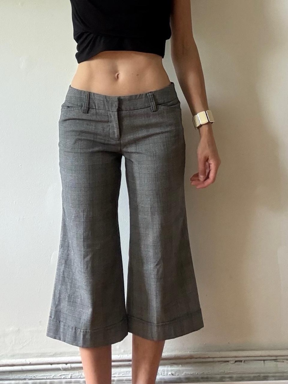 Y2K low-rise plaid capri pants — Twenty One